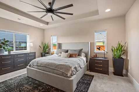 1100 Quail Lane Phoenix OR 97535