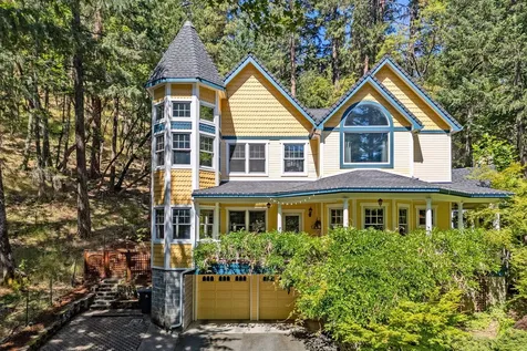 385 Granite Street Ashland OR 97520