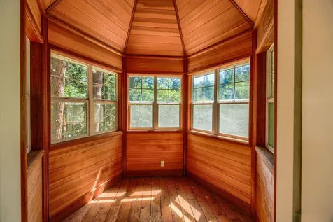 385 Granite Street Ashland OR 97520