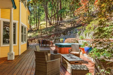 385 Granite Street Ashland OR 97520