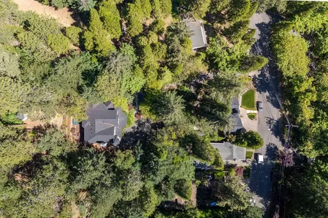 385 Granite Street Ashland OR 97520