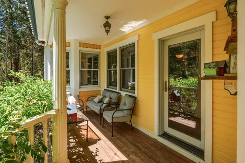 385 Granite Street Ashland OR 97520