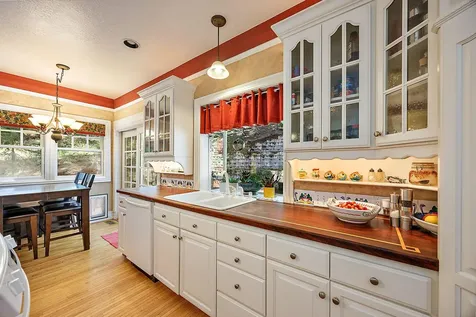 385 Granite Street Ashland OR 97520