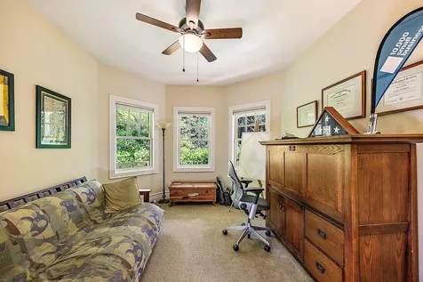 385 Granite Street Ashland OR 97520