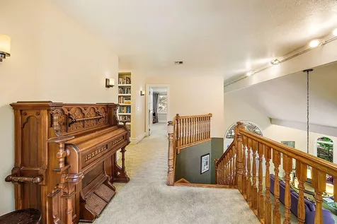 385 Granite Street Ashland OR 97520