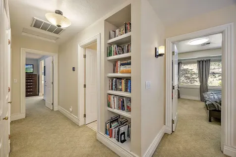 385 Granite Street Ashland OR 97520