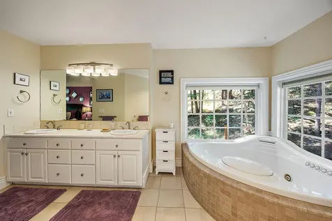 385 Granite Street Ashland OR 97520