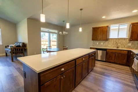 535 NW Rimrock Court Redmond OR 97756