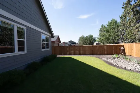 535 NW Rimrock Court Redmond OR 97756