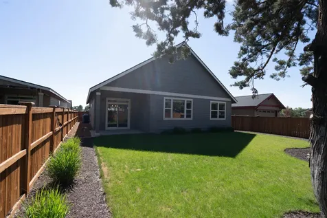 535 NW Rimrock Court Redmond OR 97756