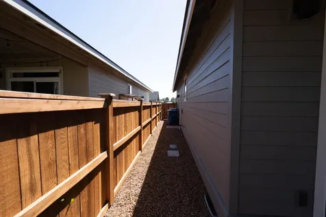 535 NW Rimrock Court Redmond OR 97756