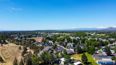 535 NW Rimrock Court Redmond OR 97756