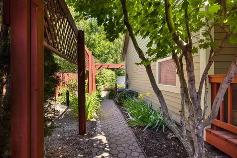 5167 Cambridge Court Klamath Falls OR 97603