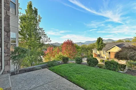 2250 SE Elderberry Lane Grants Pass OR 97527
