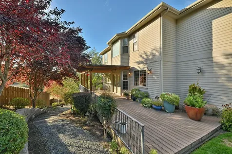 2250 SE Elderberry Lane Grants Pass OR 97527