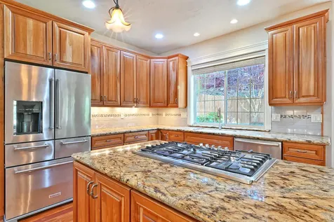 2250 SE Elderberry Lane Grants Pass OR 97527
