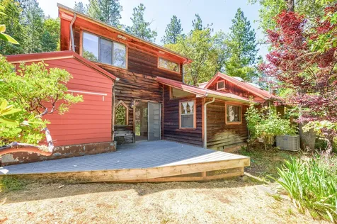 235 Granite Street Ashland OR 97520
