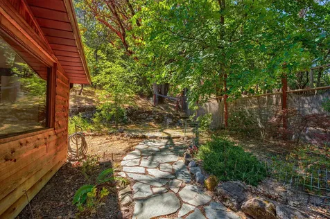 235 Granite Street Ashland OR 97520