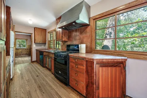 235 Granite Street Ashland OR 97520