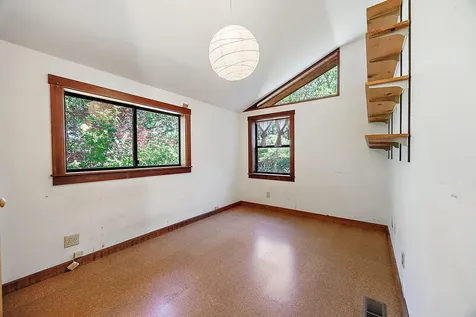 235 Granite Street Ashland OR 97520