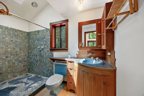 235 Granite Street Ashland OR 97520