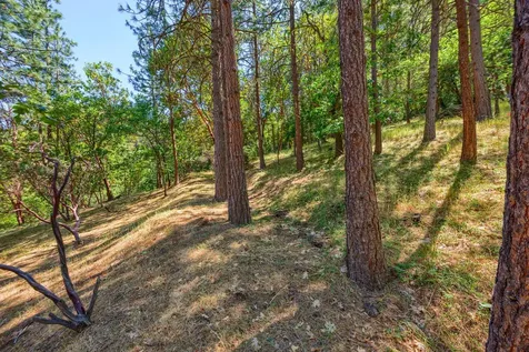 235 Granite Street Ashland OR 97520