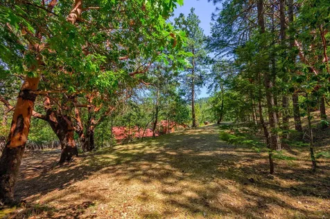 235 Granite Street Ashland OR 97520