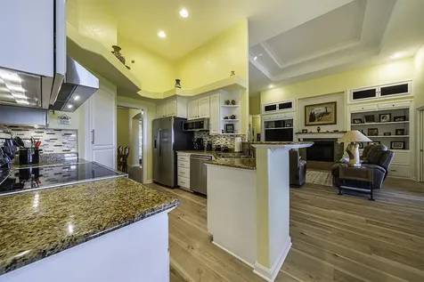384 Robert Trent Jones Boulevard Eagle Point OR 97524