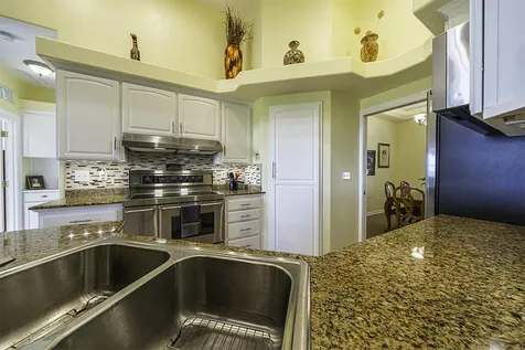 384 Robert Trent Jones Boulevard Eagle Point OR 97524