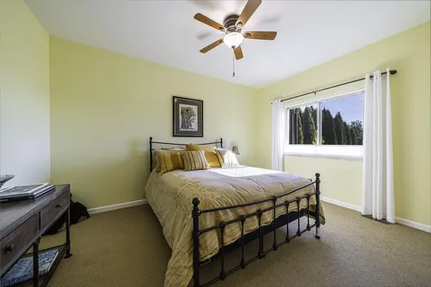 384 Robert Trent Jones Boulevard Eagle Point OR 97524