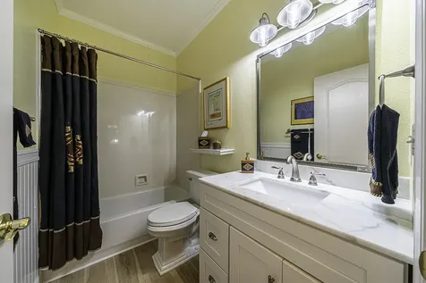384 Robert Trent Jones Boulevard Eagle Point OR 97524