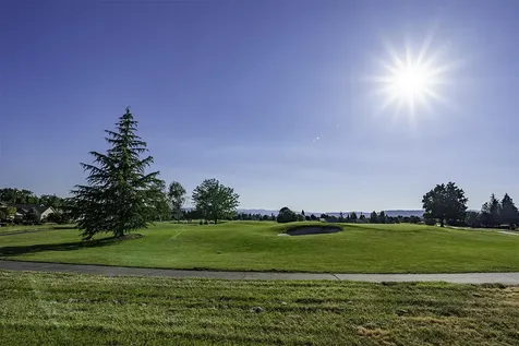 384 Robert Trent Jones Boulevard Eagle Point OR 97524