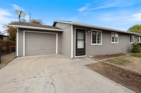 3137 SW Pumice Avenue Redmond OR 97756