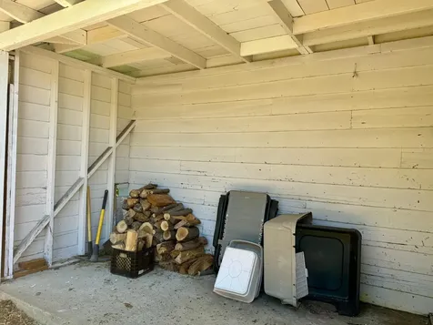 1011 NW Hawthorne Avenue Grants Pass OR 97526