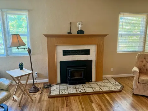 1011 NW Hawthorne Avenue Grants Pass OR 97526