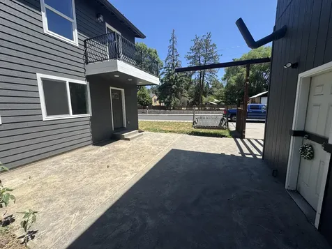 575 NE Olney Avenue Bend OR 97701