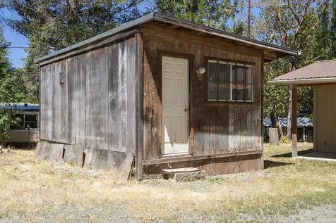 856 Jaynes Drive Grants Pass OR 97527