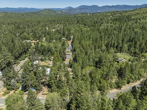 856 Jaynes Drive Grants Pass OR 97527