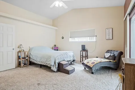 67 Freshwater Drive Phoenix OR 97535