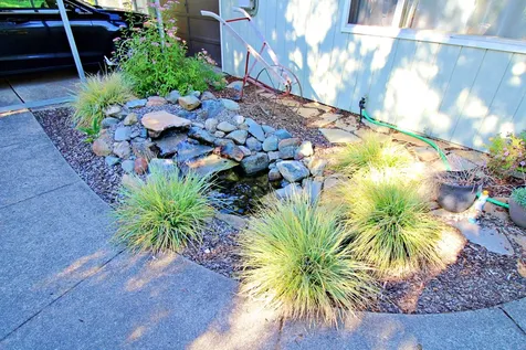 1115 NE Beacon Drive Grants Pass OR 97526