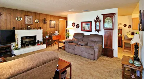 1115 NE Beacon Drive Grants Pass OR 97526