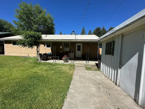 228 N Humbolt Street Canyon City OR 97820