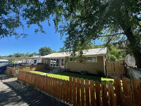228 N Humbolt Street Canyon City OR 97820