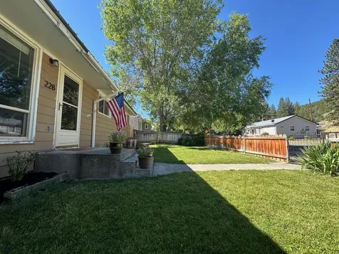 228 N Humbolt Street Canyon City OR 97820