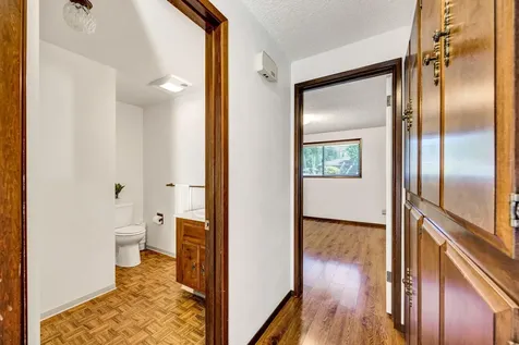 318 Tan Oak Drive Medford OR 97504