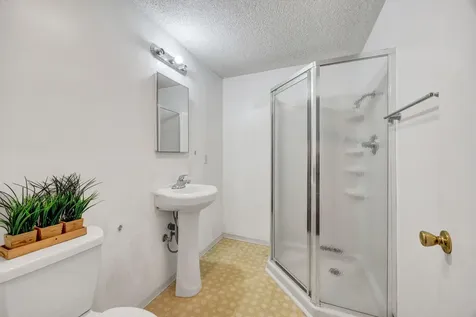 318 Tan Oak Drive Medford OR 97504