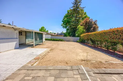 318 Tan Oak Drive Medford OR 97504