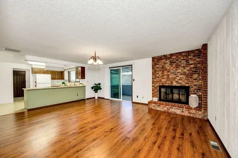318 Tan Oak Drive Medford OR 97504