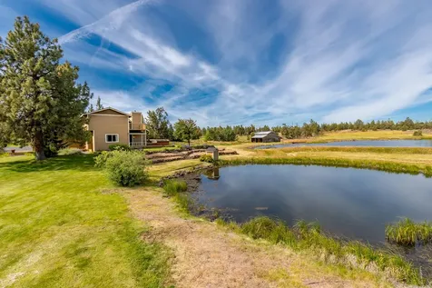 62467 Stenkamp Road Bend OR 97701
