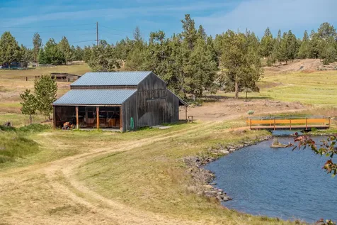 62467 Stenkamp Road Bend OR 97701